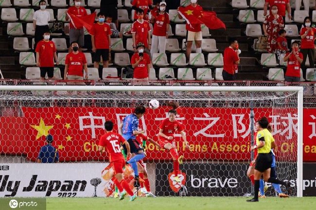 08:10阿根廷杯　拉普拉塔大学生1-0防御与正义09:00哥伦甲　麦德林独立2-1巴兰基利亚青年08:00NBA 奇才122-142鹈鹕08:00NBA 活塞111-129费城76人08:30NBA 热火115-104黄蜂08:30NBA 猛龙135-128老鹰09:00NBA 马刺199-122湖人09:00NBA 火箭117-104灰熊今日焦点战预告凌晨1.45，欧联杯：利物浦已经锁定小组第一，圣吉罗斯联还需拿分晋级，本场谁能笑到最后？凌晨1.45，欧联杯：雷恩只需一分即可确保小组第一，比利亚雷亚尔能否击败对手获得晋级名额？凌晨4点，欧联杯：西汉姆和弗赖堡同积12分，本场谁能取得小组第一位置？凌晨4点，欧联杯：布莱顿暂居小组第二，马赛能否以头名出线？事件下周一抽签！